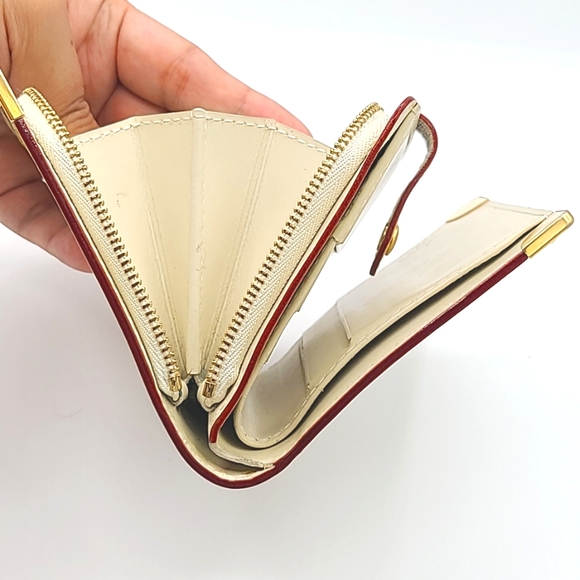 Louis Vuitton - Suhali Leather compact zip wallet - Picture 14 of 16